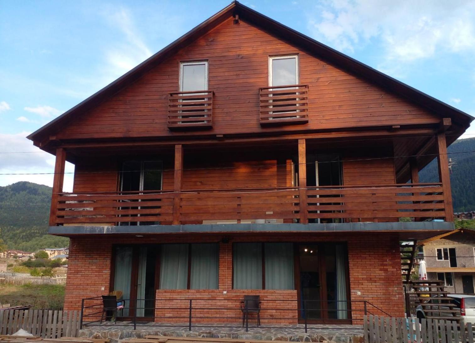 Gablile Apartments Местия Экстерьер фото