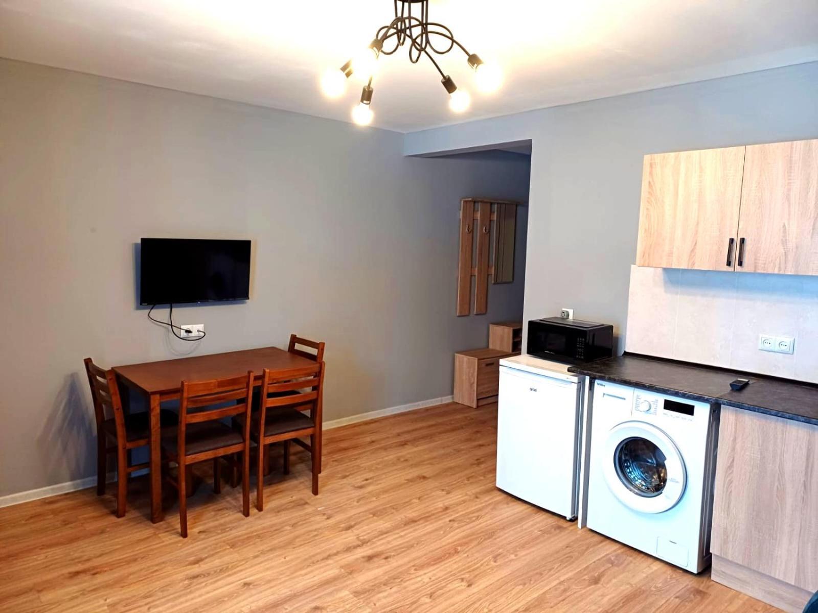 Gablile Apartments Местия Экстерьер фото