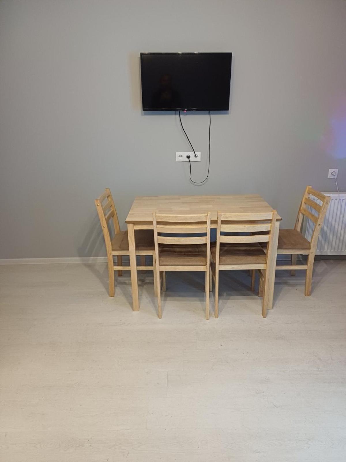 Gablile Apartments Местия Экстерьер фото